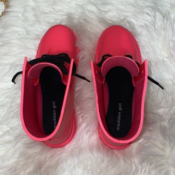 Madden Girl Portland Rain Boot Neon Pink - Size 9 - Picture 12 of 12